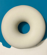 Load image into Gallery viewer, Donut Beach Vase 1 - Original